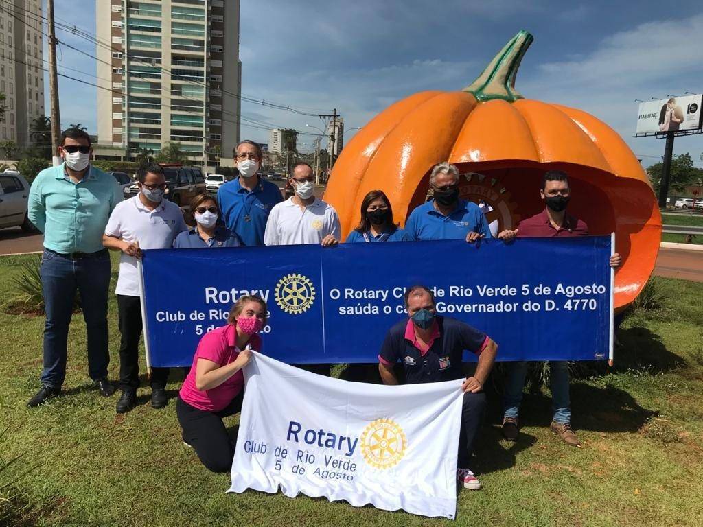 Rotary Club de Rio Verde 5 de Agosto recepciona o Casal Governador D. 4770 Fabiana Franco e Marcos Franco na visita oficial ao clube.