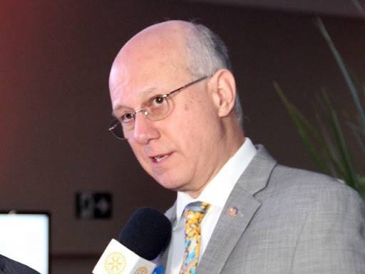 Mario César Martins de Camargo , diretor para América do Sul no R.I, concede interessante entrevista ao programa DIÁLOGO & AÇÃO, do ROTARY CLUB DE UBERABA PORTAL DO CERRADO