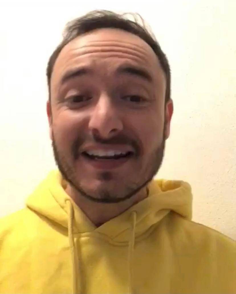 Eduardo Anceschi compartilhando o impacto da família rotária em sua vida 