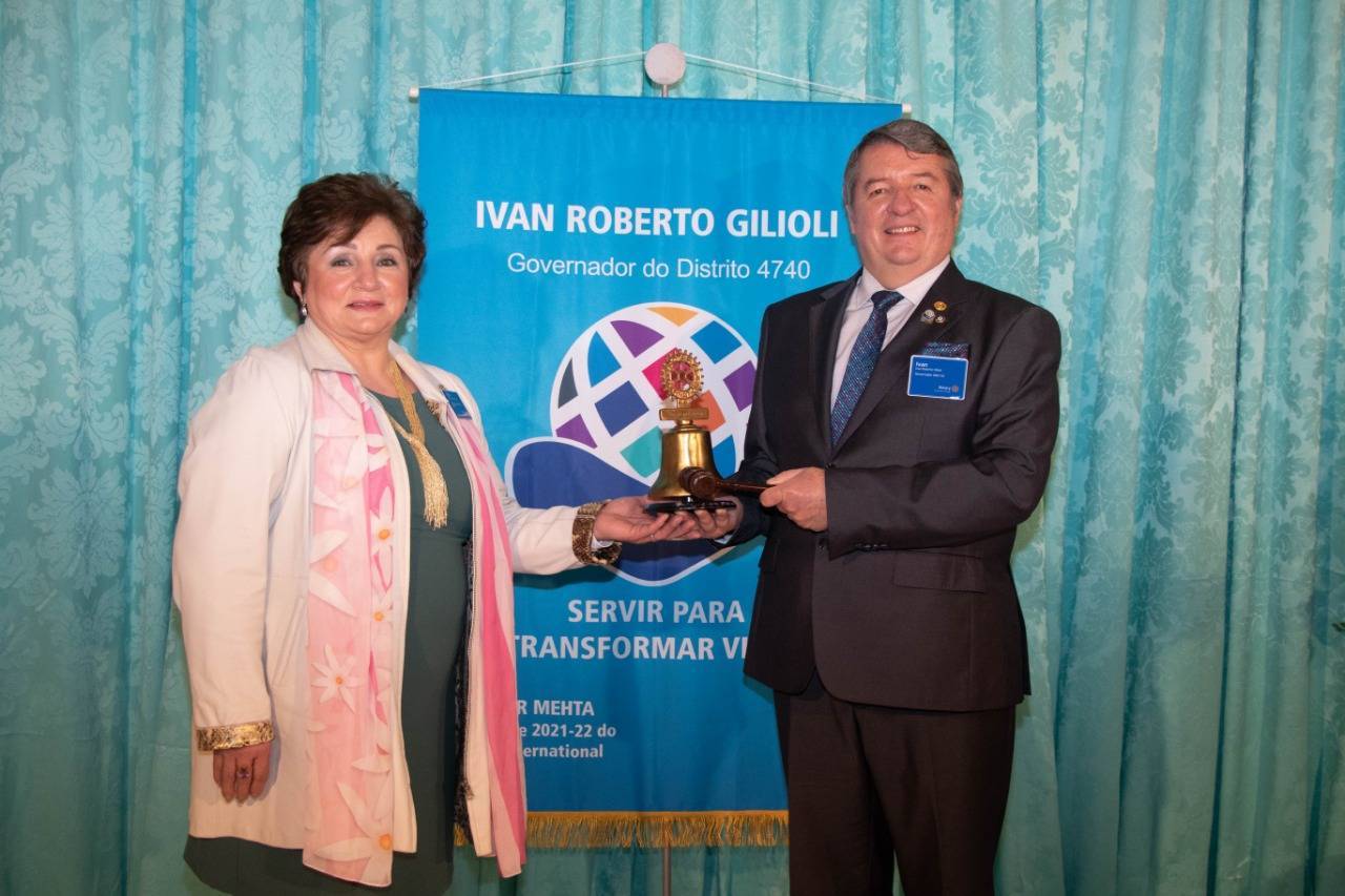 Casal governador Ivan Roberto Gilioli e Telma