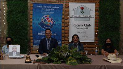 Rotary Club de Piracanjuba empossa Nova Diretoria