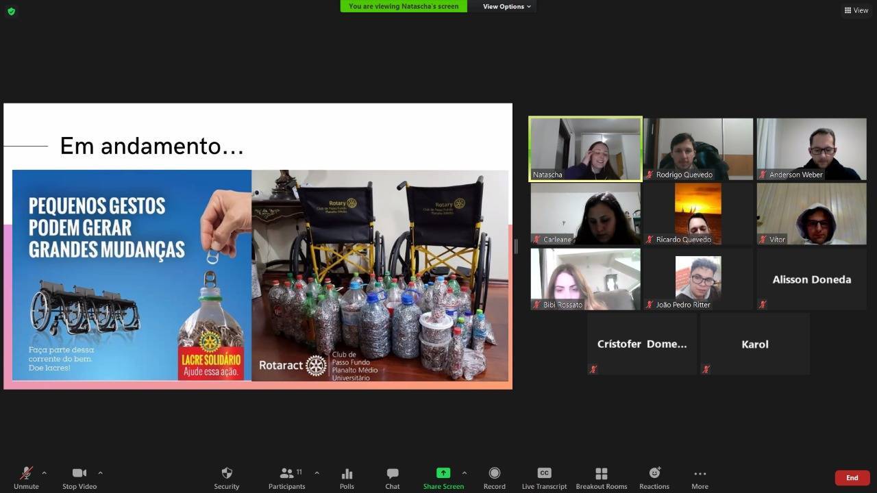 Cadeiras de Roda oriundas do projeto "Lacre Solidário"