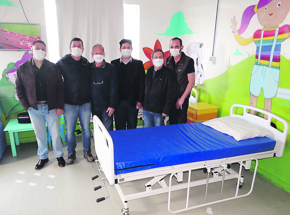 Entrega de camas hospitalares