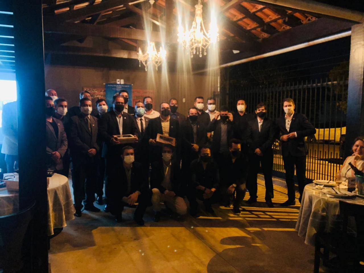 Governador Zozoel participa da Reunião Festiva de Posse de novos associados e comemoração ao Dia dos Pais do Rotary Club de Rondonópolis Cerrado