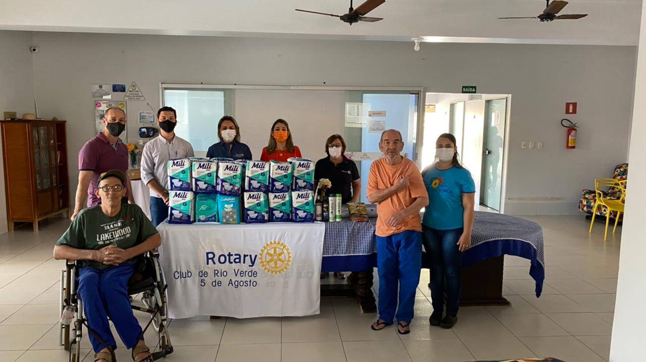 ROTARY 5 DE AGOSTO E A CORRENTE DO BEM