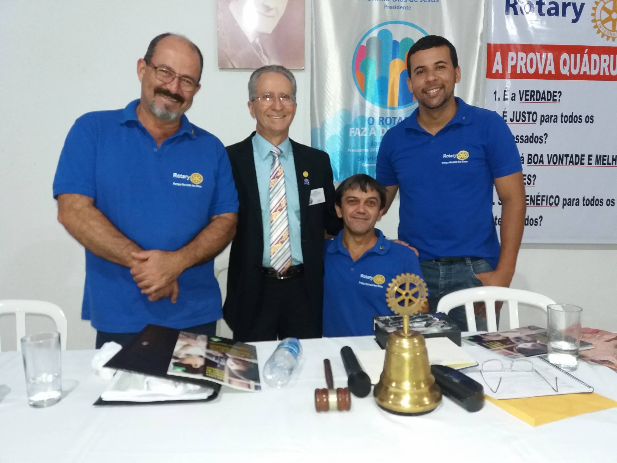 Da esquerda para a direita, companheiro Márcio Luciano, Gov. Jorge Orotides, Jerônimo e Warley.