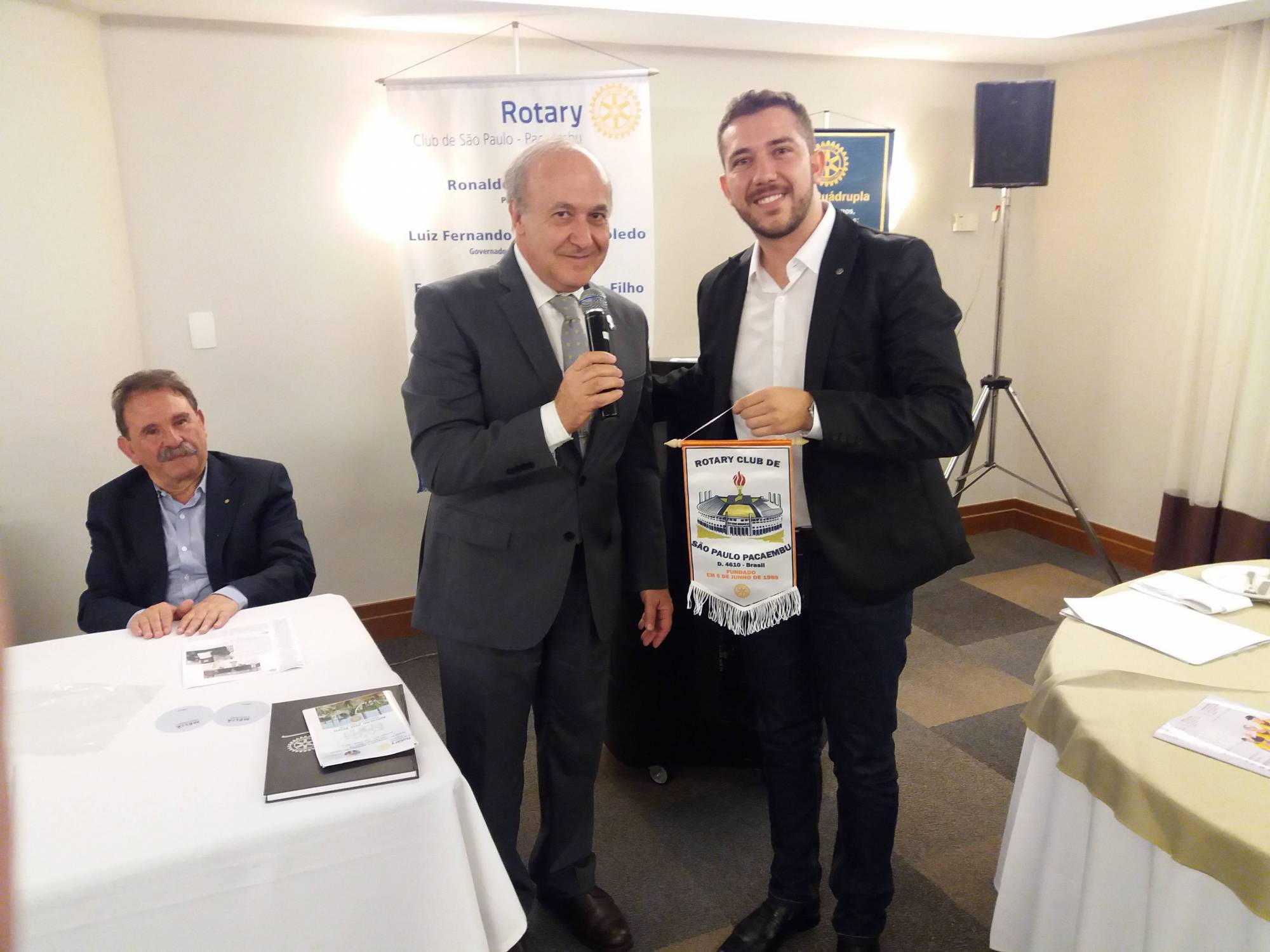 Presidente do RC de São Paulo Pacaembu e o companheiro Jáisson Elizeu