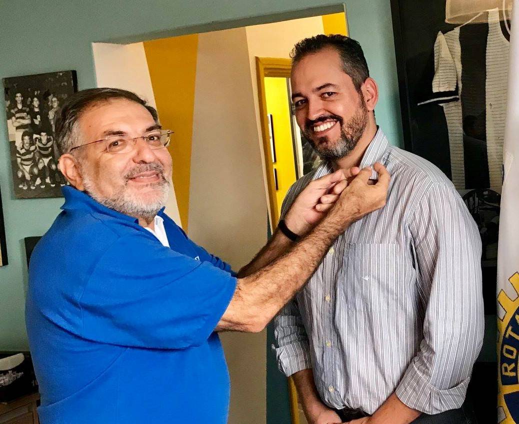 17.04.2019. Mário Celso Martins tomou posse no ROTARY CLUB DE UBERABA PORTALDO CERRADO, apadrinhado por Karim Abud Mauad, na gestão 2018-2019, presidida por Daniela Emília Mesquita Dutra.
