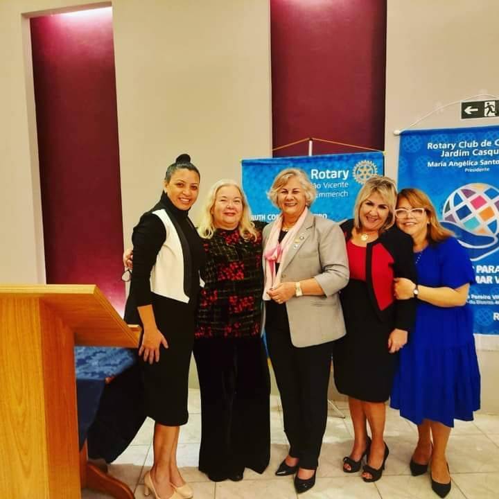 Governadora Alaide com as companheiras Ruth,Meire,Alessandra e Ireni