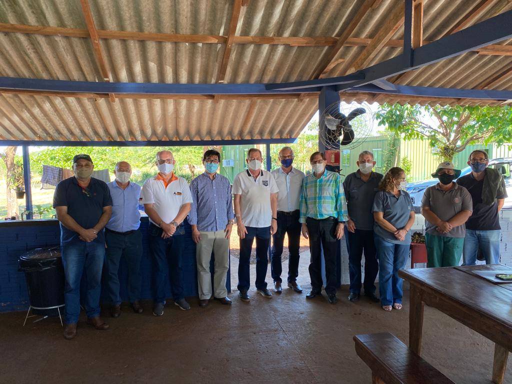 Participantes da visita técnica ao Parque Ecológico João Milanez (antiga Fazenda Refúgio)