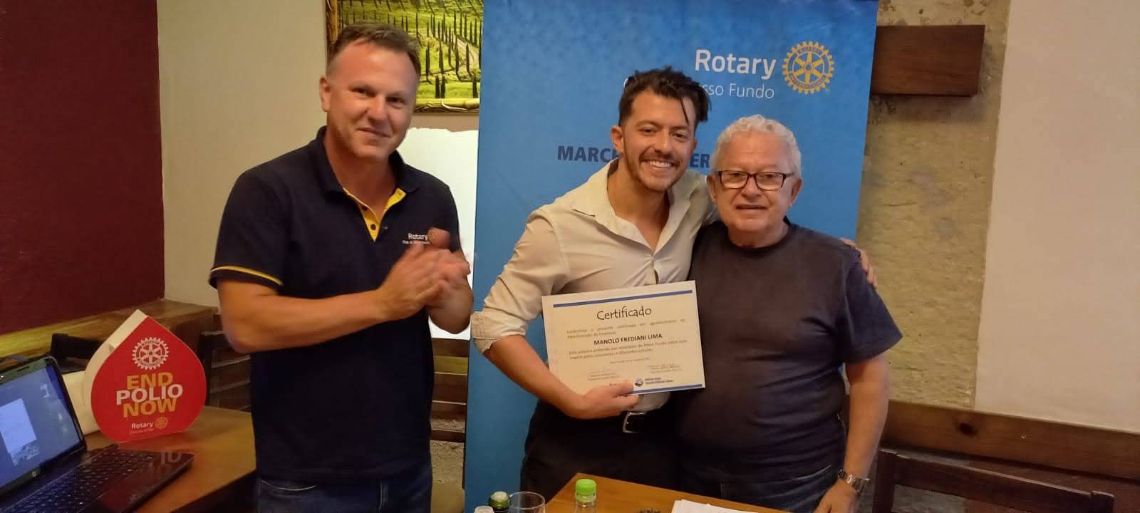 Palestra com empresário e escritor Manolo Frediane  Lima sobre seu livro "Caminhando pelo Mundo"