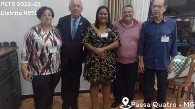 Na foto: da esquerda para direita Dircea Moreira Rotary Club de Mendes, Governador Eleito 2022-23 Luiz Carlos Fávaro, Governadora Assistente Erica Roriz , Cezar Murilo Presidente Eleito 2022-23 do Rotary Club de Engenheiro Paulo de Frontin e Paraguassú Tabajaras Coordenador dos Governadores Assistente para Região C associado do Rotary Club de Volta Redonda - Norte.s