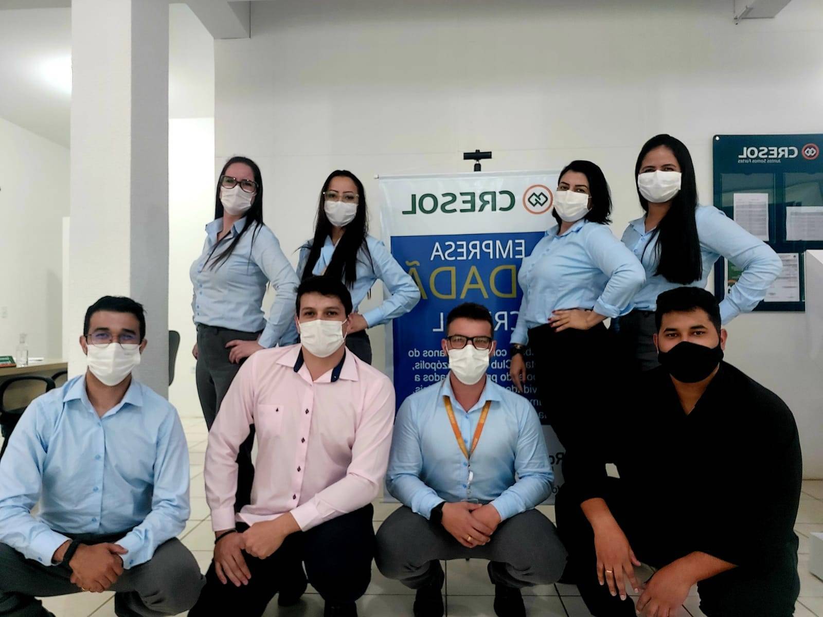 Cresol Borrazópolis: Aryene - Gerente Agro, Priscila - Assistente Agro, José Victor - Gerente Pessoa Jurídica, Pedro - Gerente Pessoa Física, Vanessa - Assistente Pessoa Jurídica e Pessoa Física, Kauan e Fernando – Caixas, Rosimeire – Gerente da Agência