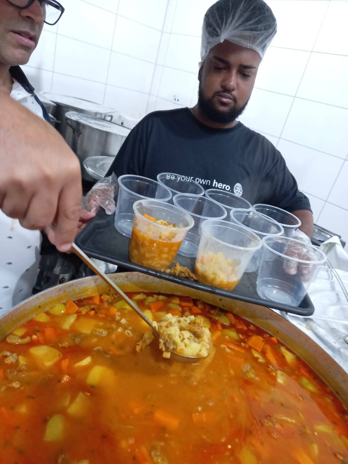 Associados preparam Sopa