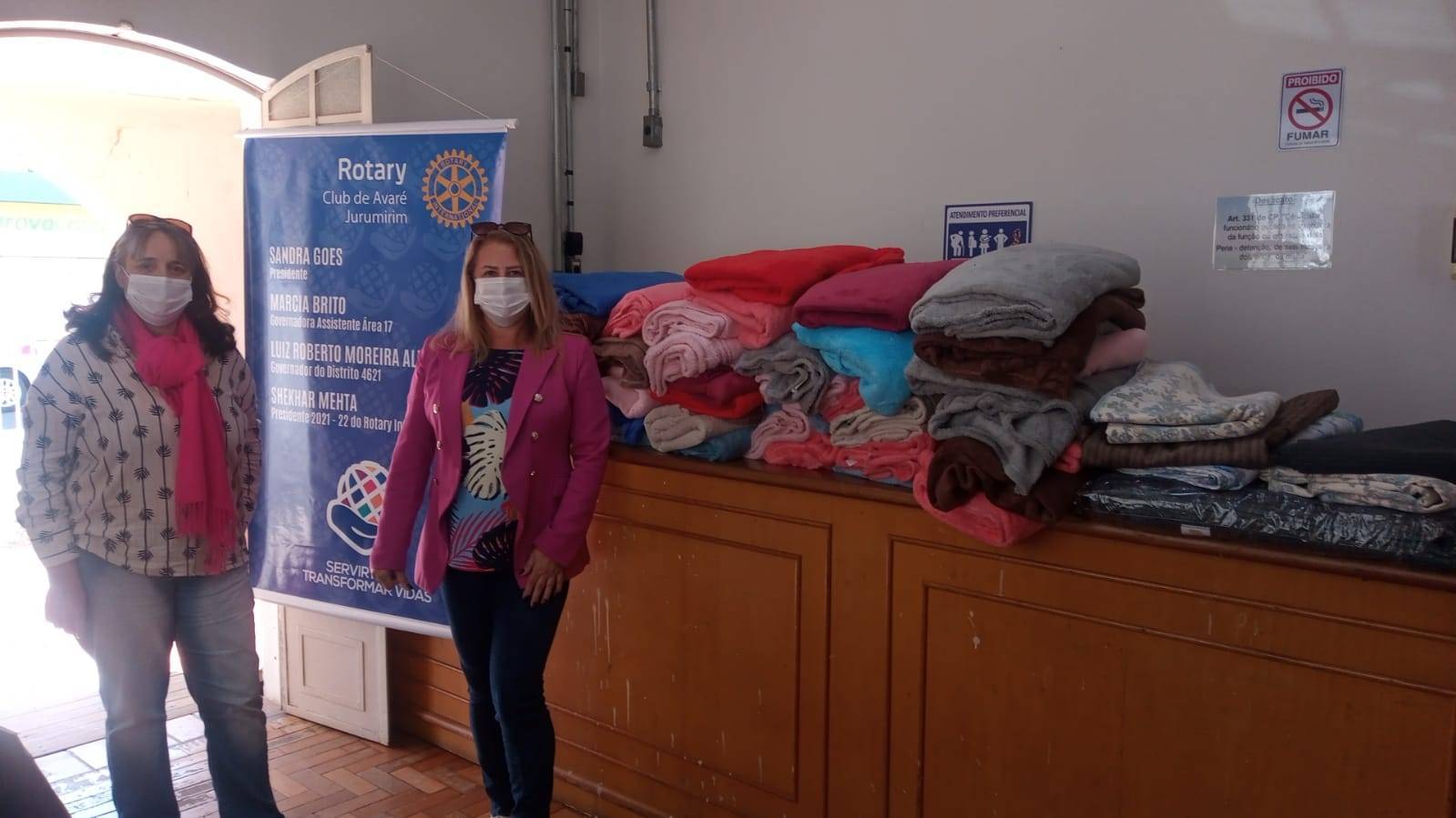 Campanha Me aqueça neste inverno  - arrecadação de cobertores 