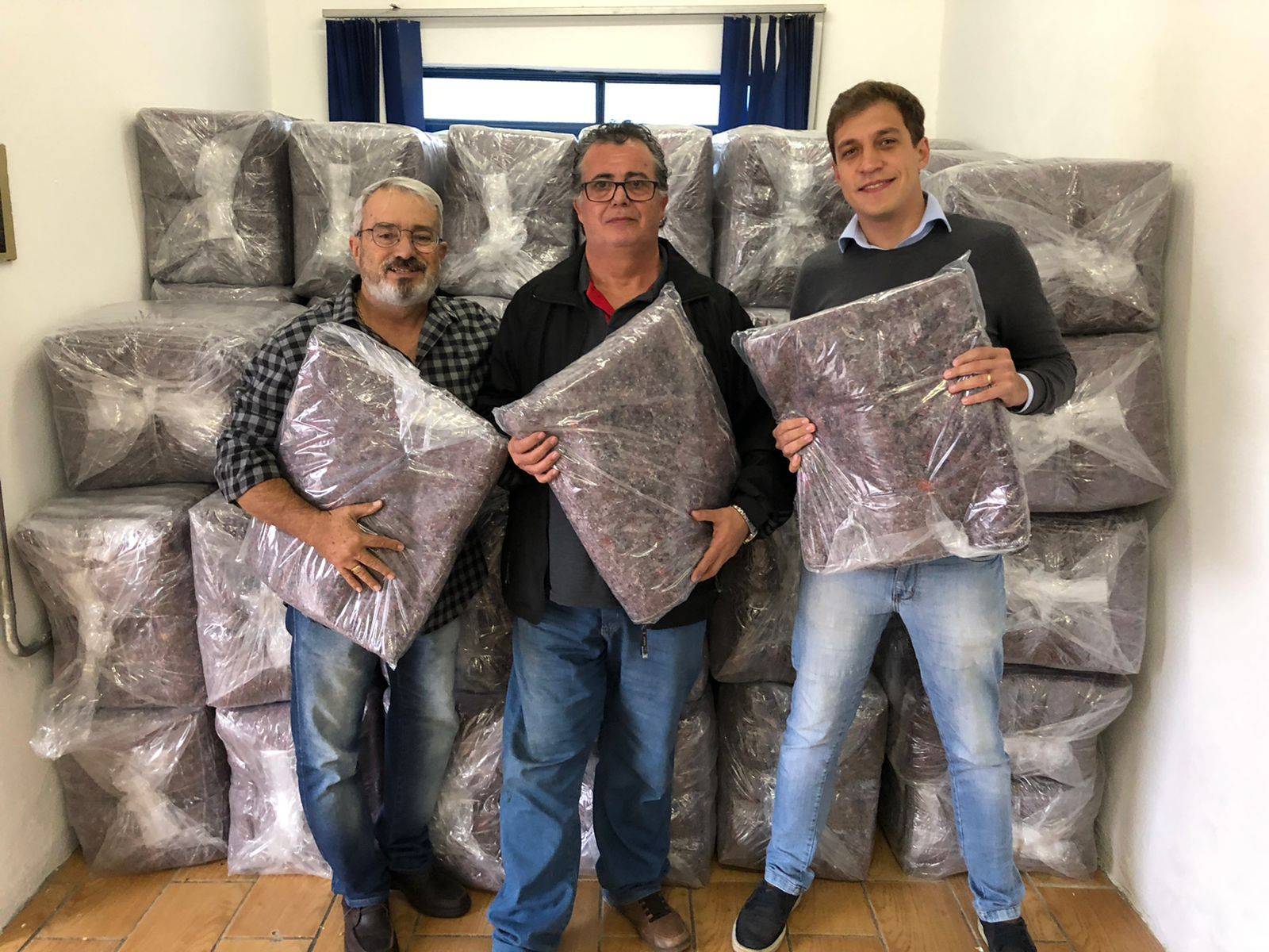 Arrecadação de mil cobertores