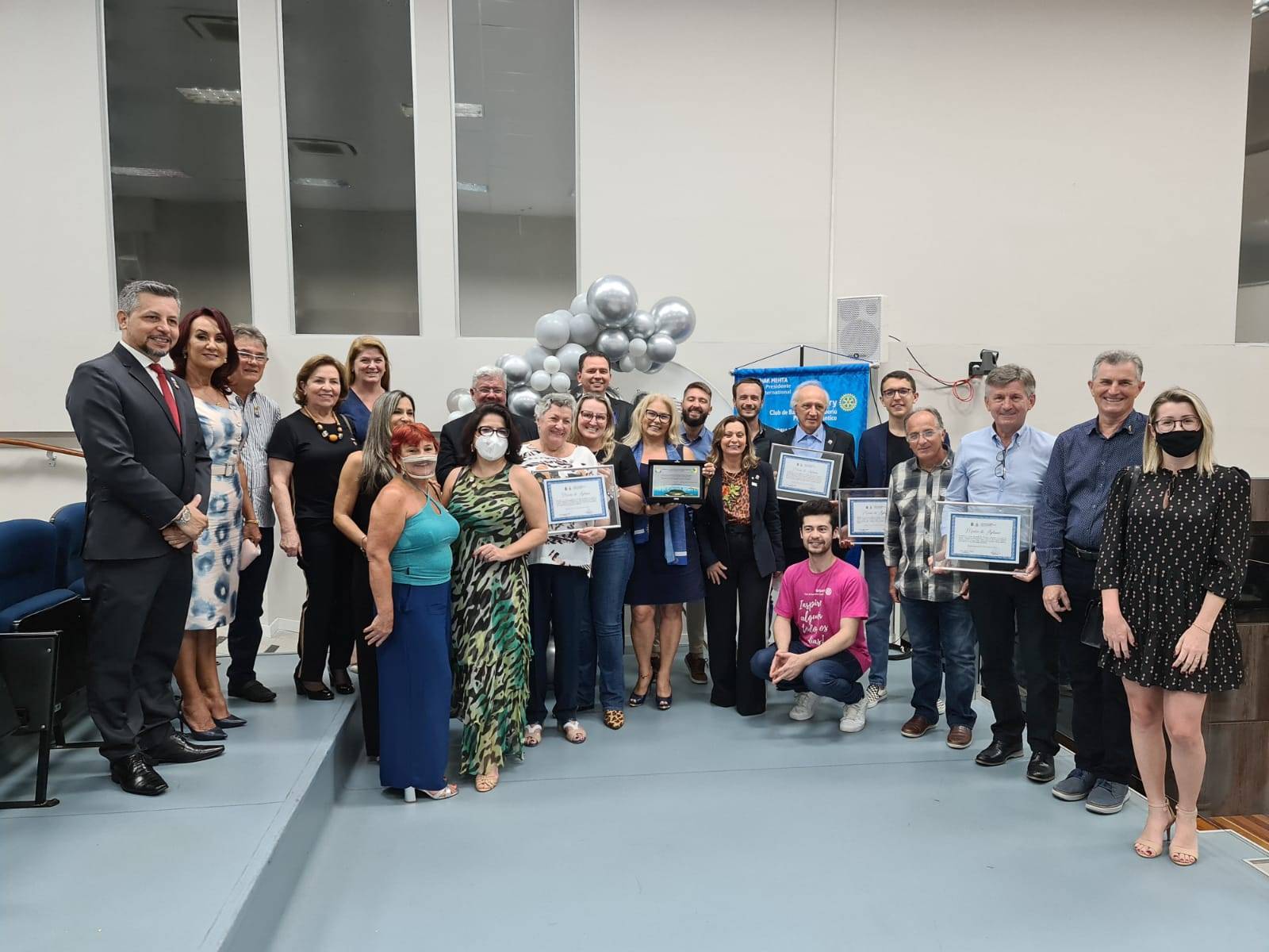 25 ANOS DO ROTARY CLUB DE BALNEÁRIO CAMBORÚ - PRAIA DO ATLÂNTICO