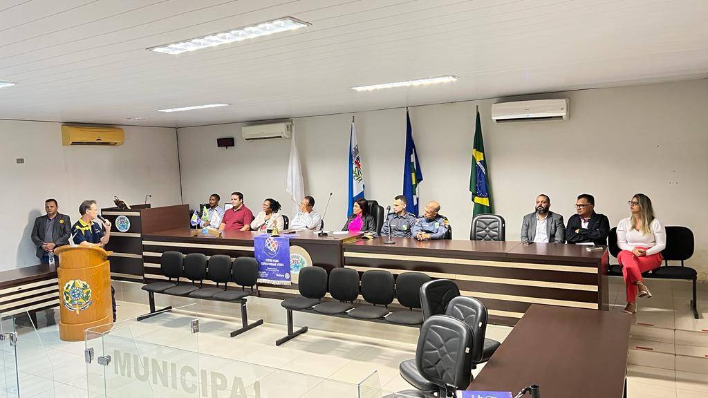Rotary Club de Juscimeira Águas Termais criou a Guarda Mirim em Juscimeira 