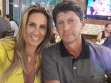 O agricultor Nery Luiz Demeneck e a esposa Joelma da Fazenda São Roque