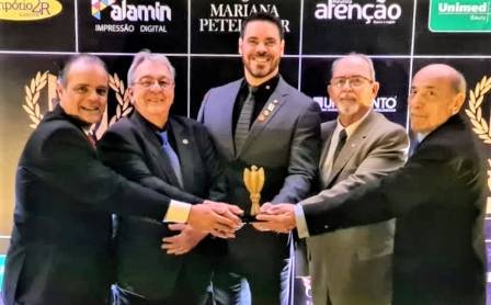 Dirigentes do Distrito 4510 do Rotary International estiveram participando de homenagem promovida ao Rotary da região