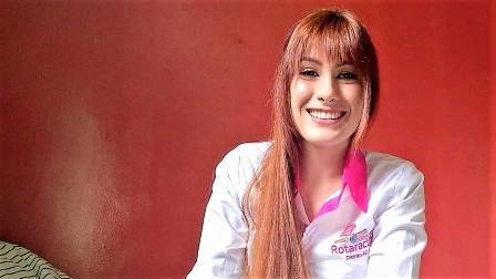 A educadora Lis Volcian Simão, do Rotaract Club de Tupi Paulista, coordenadora distrital da Imagem Pública