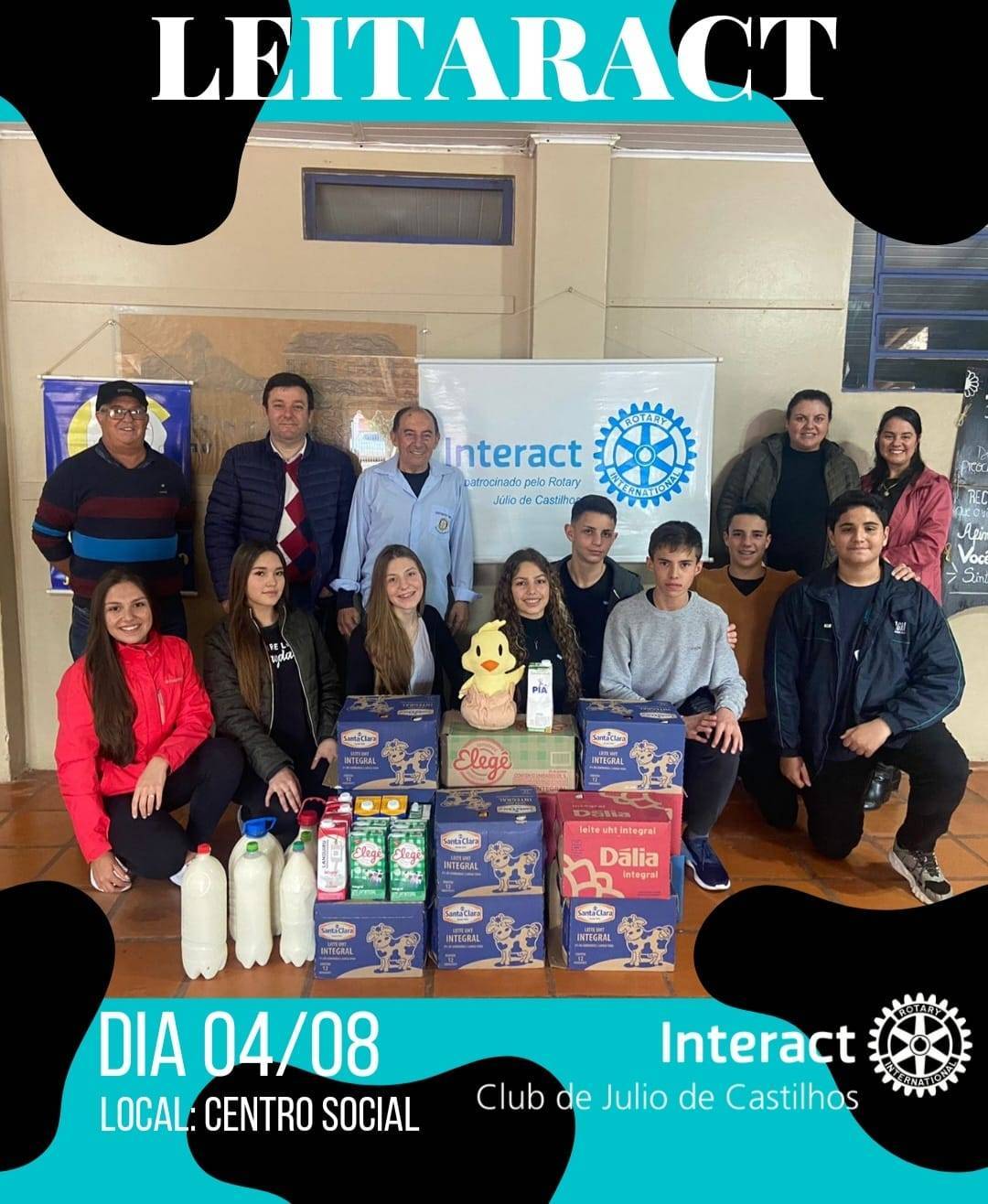 Entrega de 196 litros de leite feita pelos Interactianos e Rotarianos aos representantes da Associação Beneficente Santo Antônio