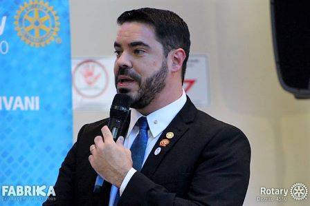 Murillo Alvarez Alves, Governador do Distrito 4510 do Rotary International, intensifica os treinamentos virtuais