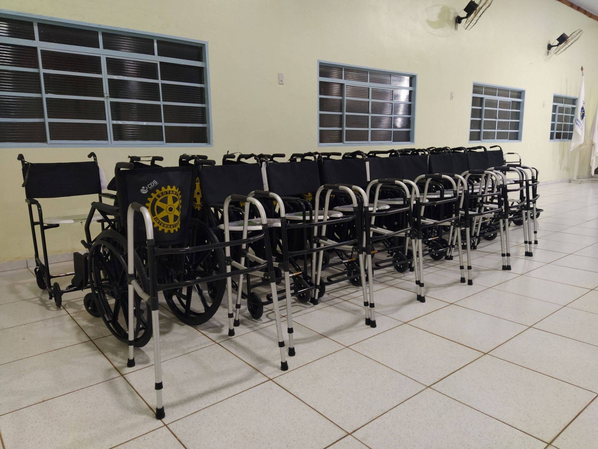 Banco Ortopédico - Rotary Club de Fronteira