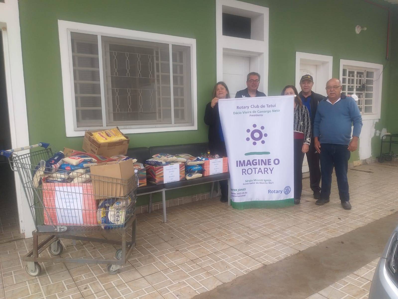 Doação de Alimentos ao "Recanto do Bom Velhinho" de Tatuí