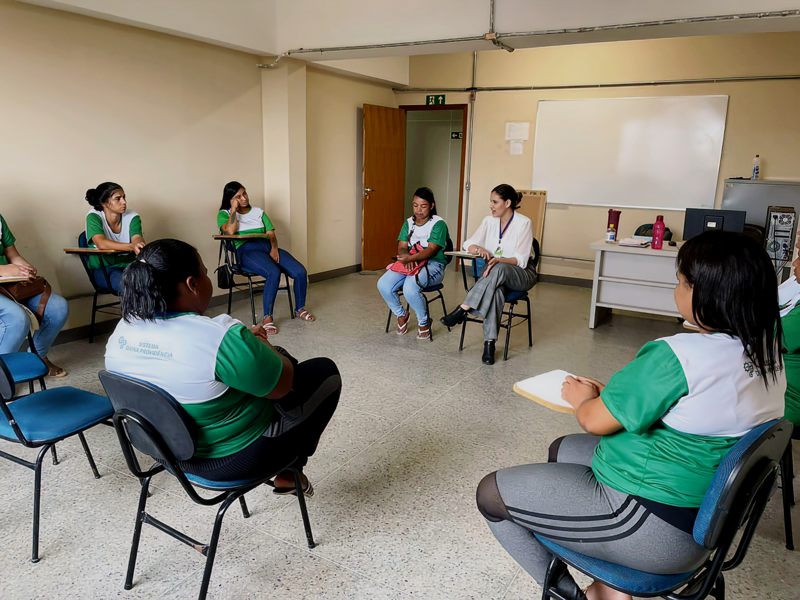 Rotary Club de Montes Claros - Curso de Secretária do Lar