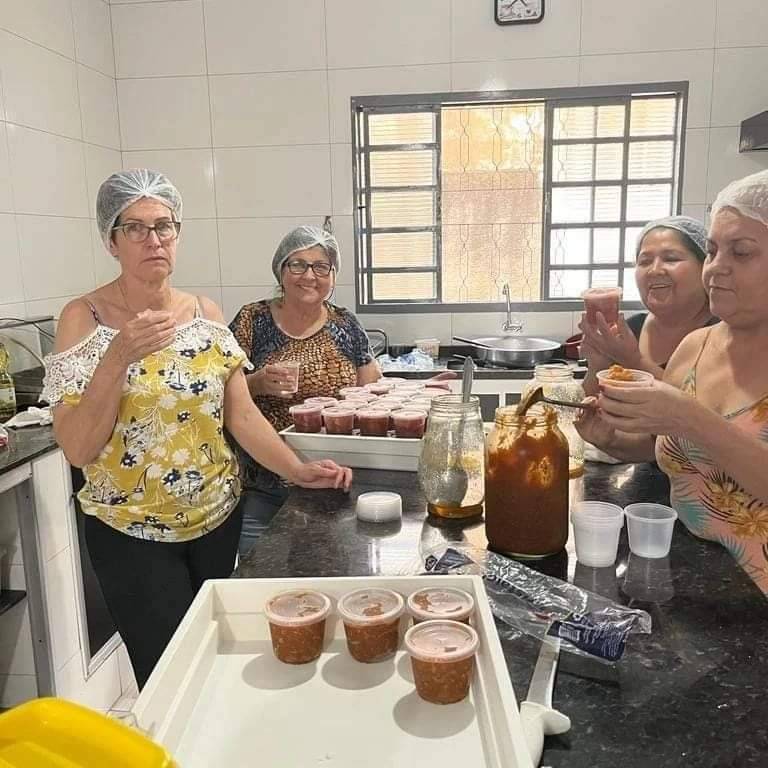 Neste sábado, 08/10/2022 o Rotary Club de Cafelândia esteve no centro da cidade realizando mais um projeto.