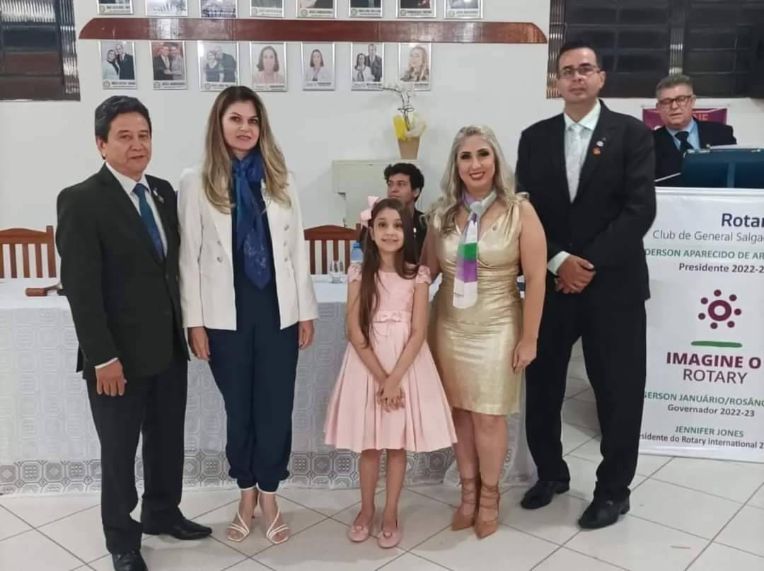 Dia 08 o Rotary Club de General Salgado Recebeu a Visita do Gov. Gerson Januario e sua Esposa Rosangela em comemoração de aniversário de 33 anos do Club.