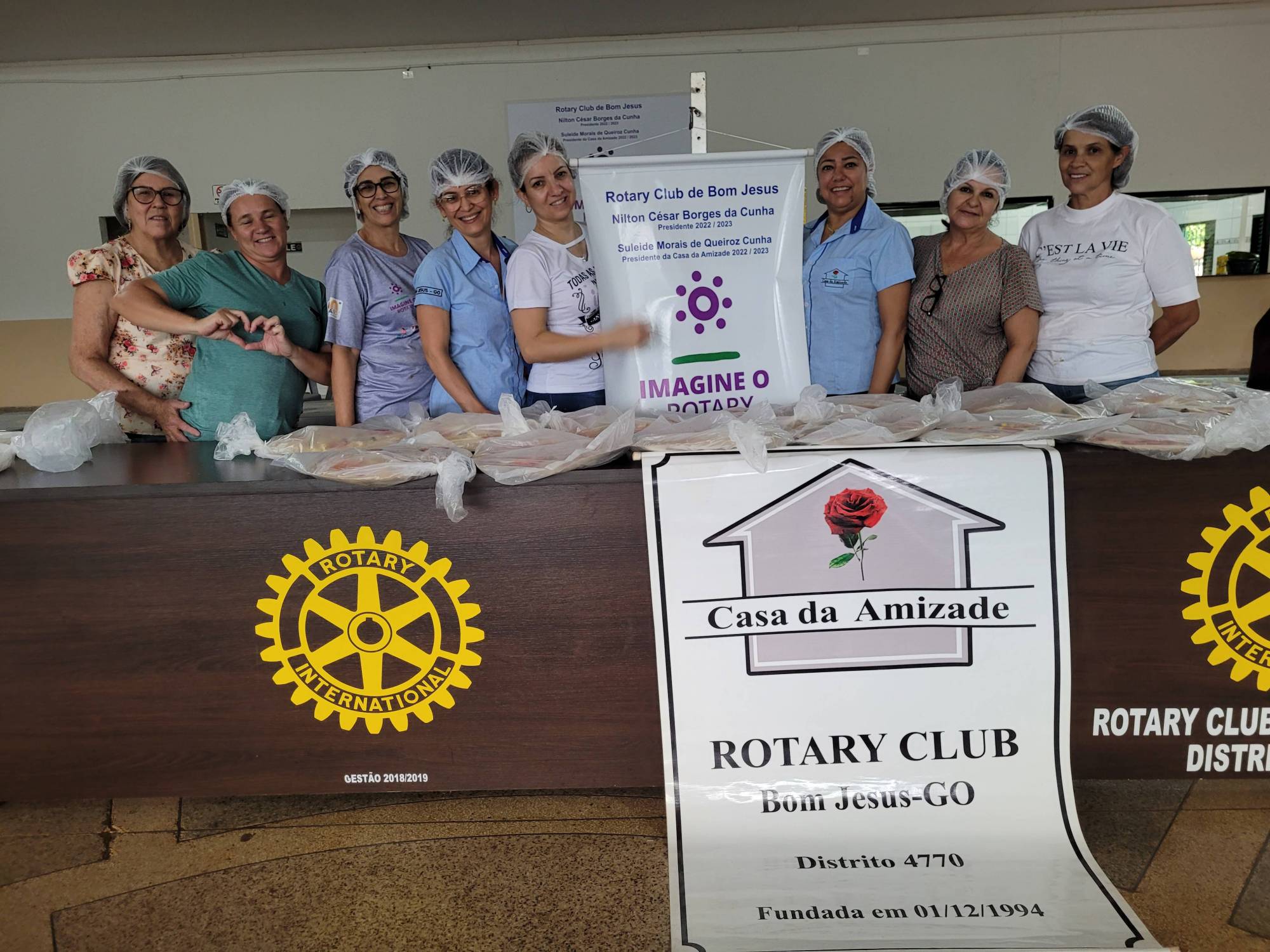 CASA DA AMIZADE FAZ 300