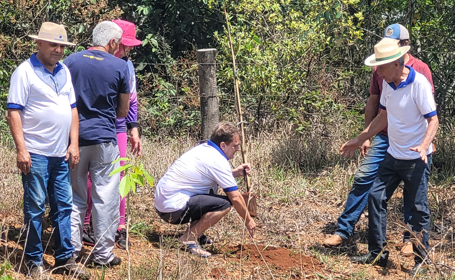 Ação Rotária do Rotary Club de Araguari e Casa da Amizade, com muito companheirismo.