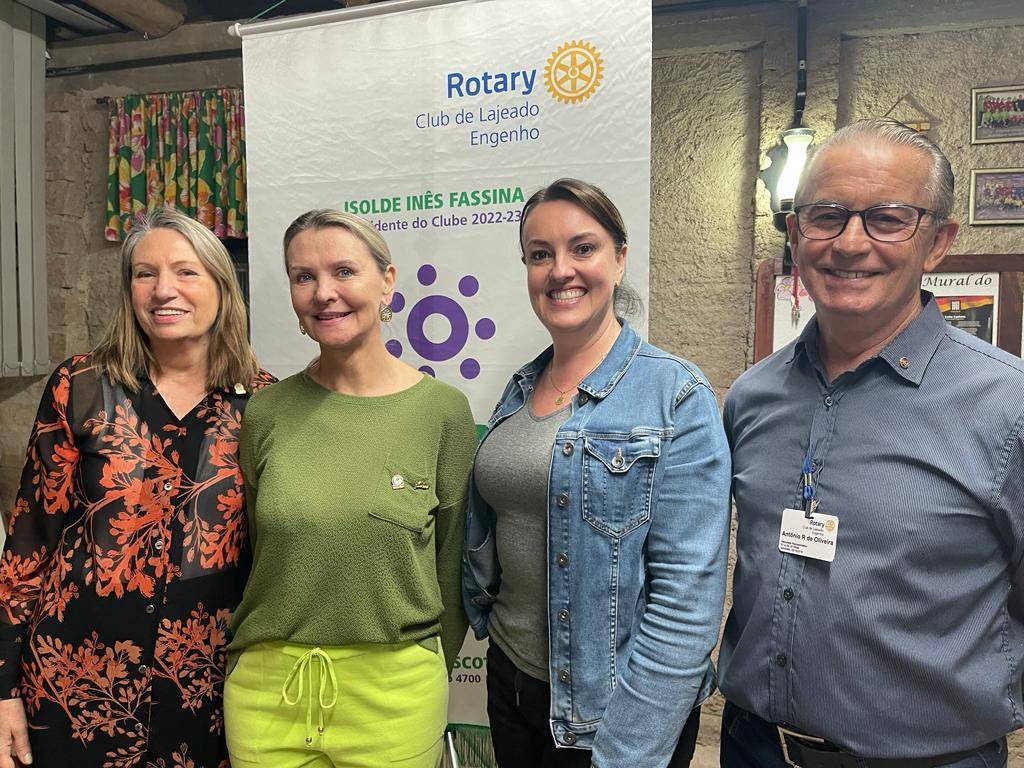 Novos dirigentes eleitos para o ano rotário 2023-24.