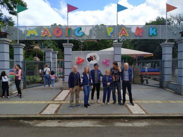 Aguardando a chegada do público.