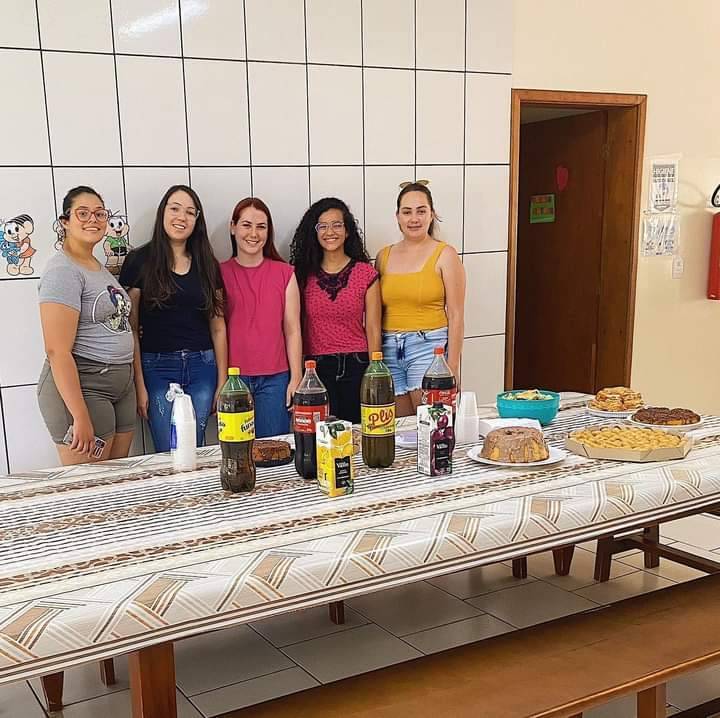Em comemoração ao mês das crianças, o Rotaract Club de Osvaldo Cruz realizou um café da tarde e entrega de brinquedos na Casa da Criança Ruth Wirth