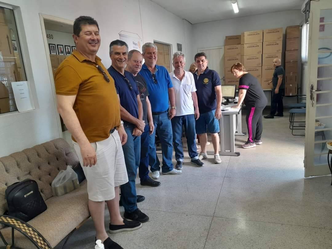 Iniciamos hoje, dia 29, a retirada dos panetones no escritório da governadoria em São José do Rio Preto.