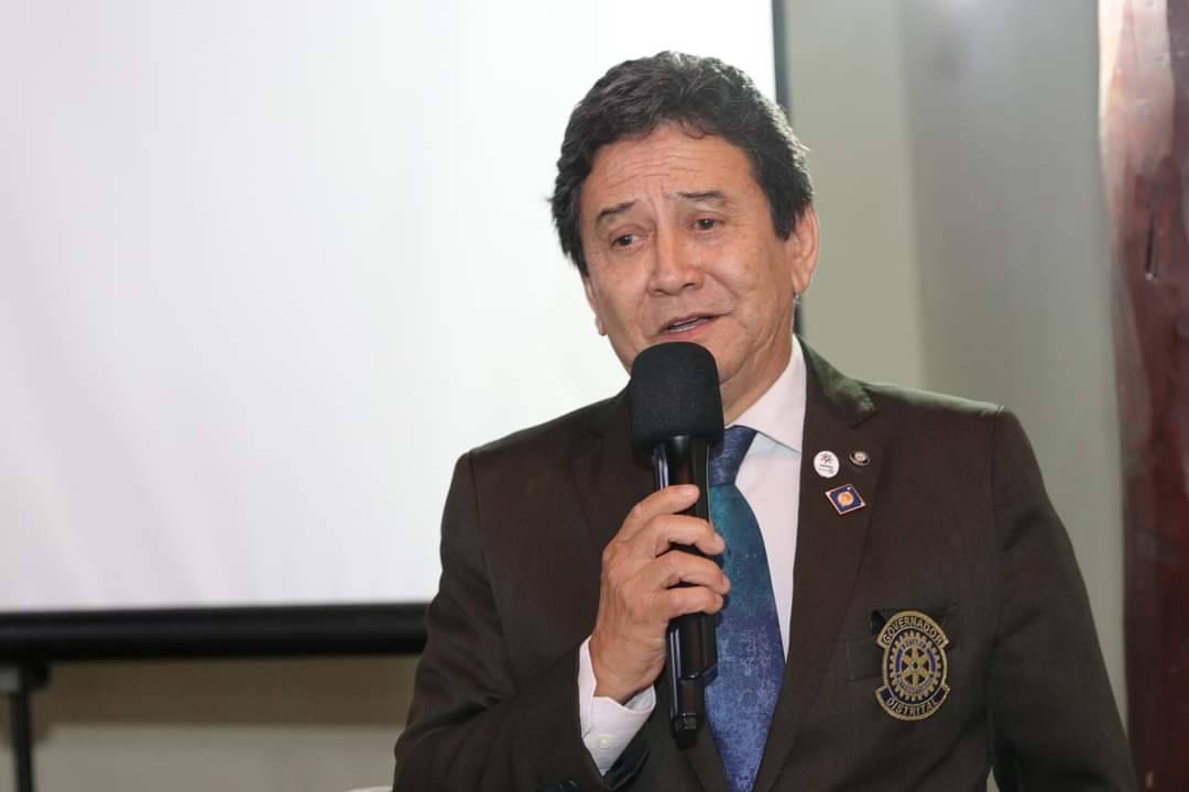 Os Rotary Clubs de Lins (Lins, Norte e Sul) receberam no dia 29 de outubro a visita oficial do casal Gov. Gerson e Rosangela Januário.