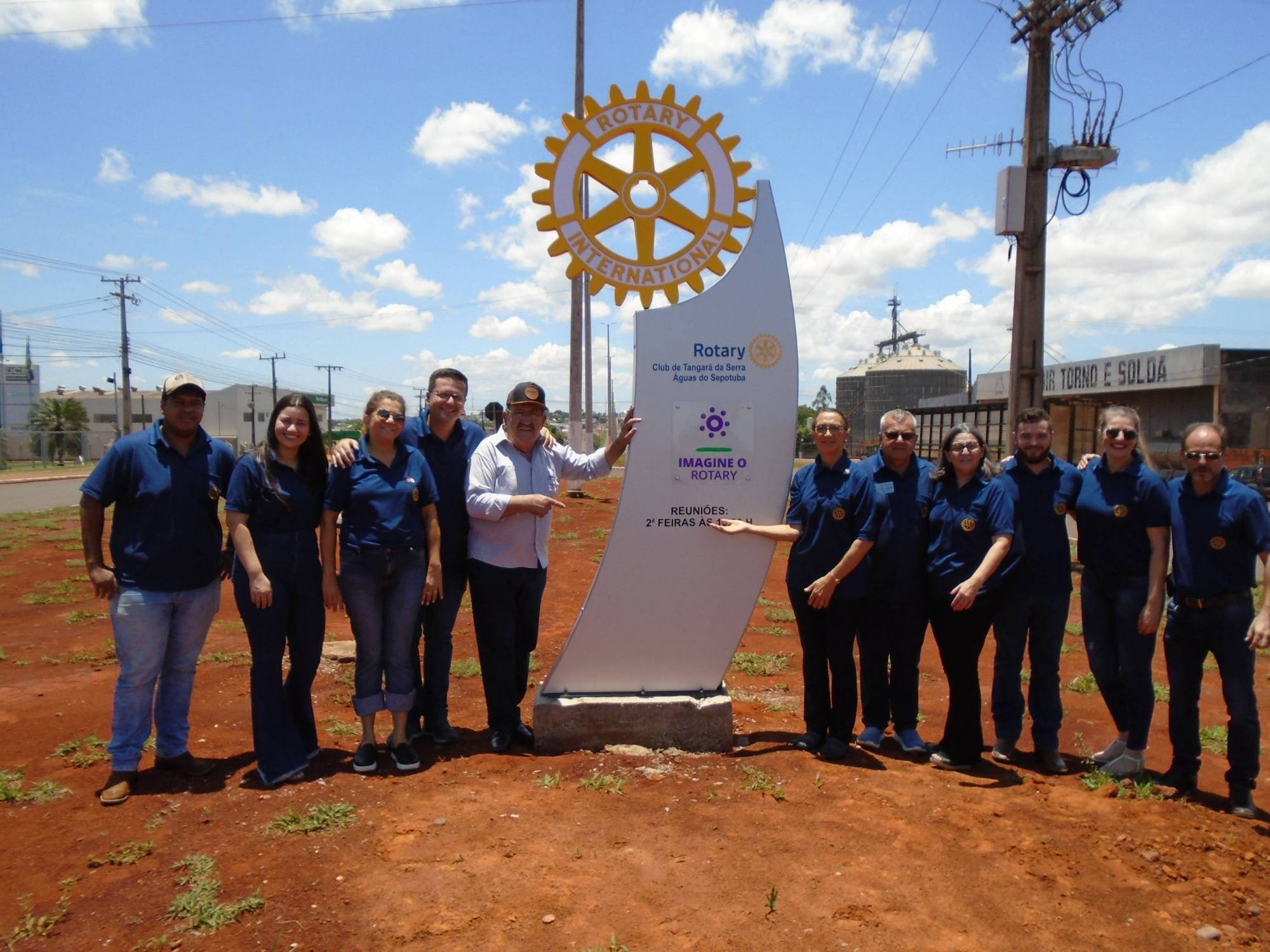 Rotary Club de Tangará da Serra Águas de Sepotuba recebe o Governador Felício José.