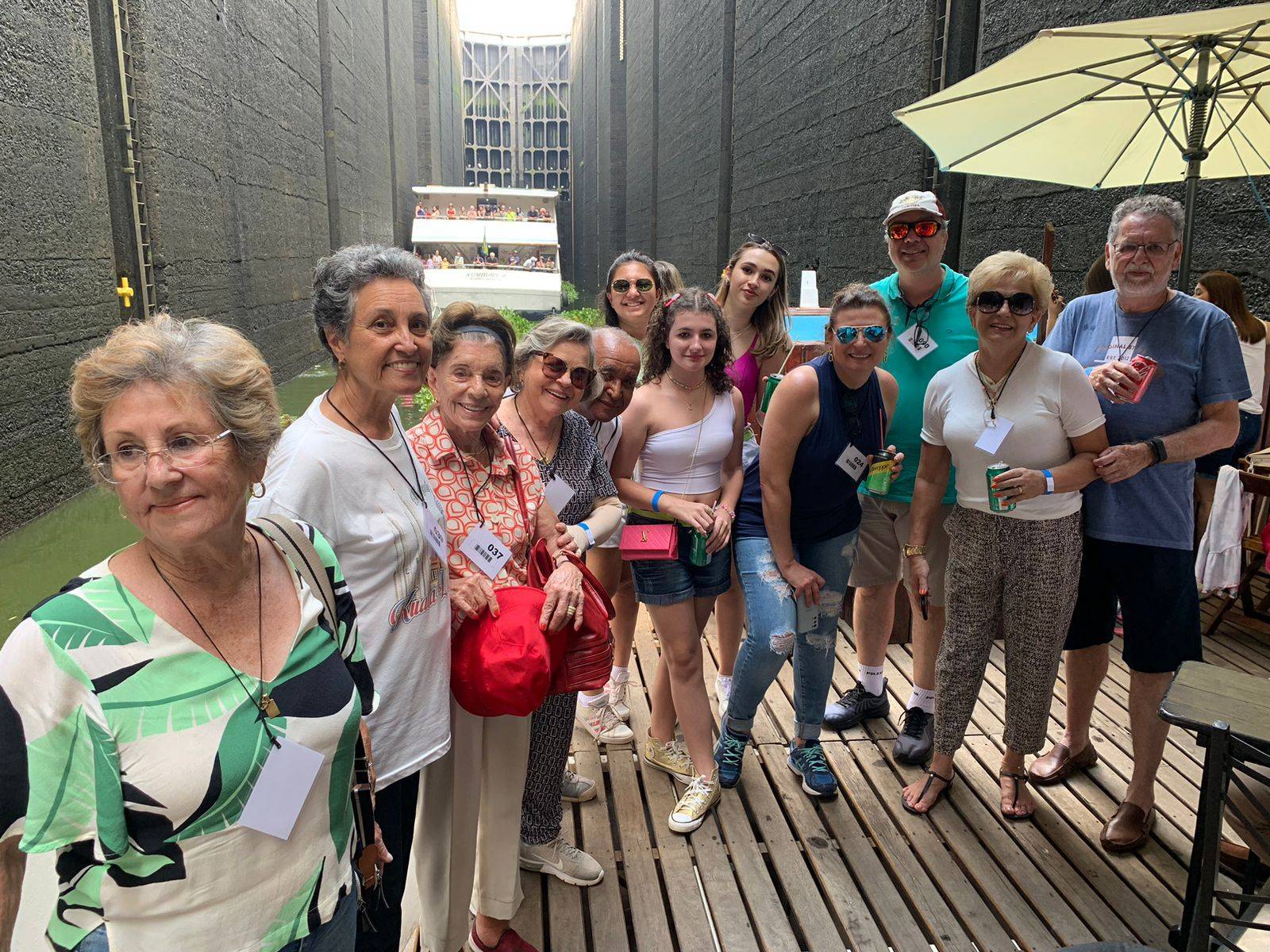 Companheiros do Rotary Club de Catanduva realizaram reunião festiva a bordo do Tapri, em Barra Bonita