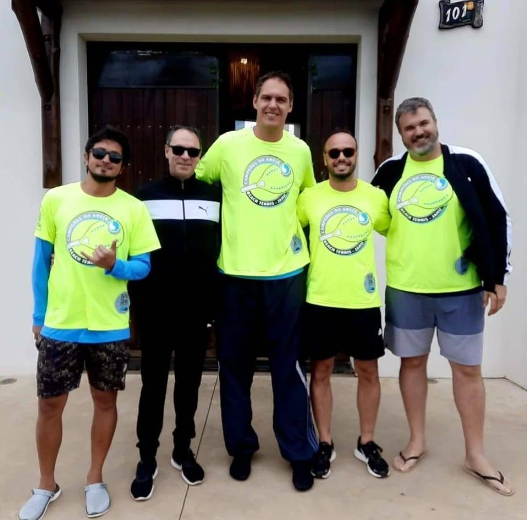 Hoje, no @penaareia_beachsports foi realizado a 4° etapa do Torneio Solidário de beach tênis masculino