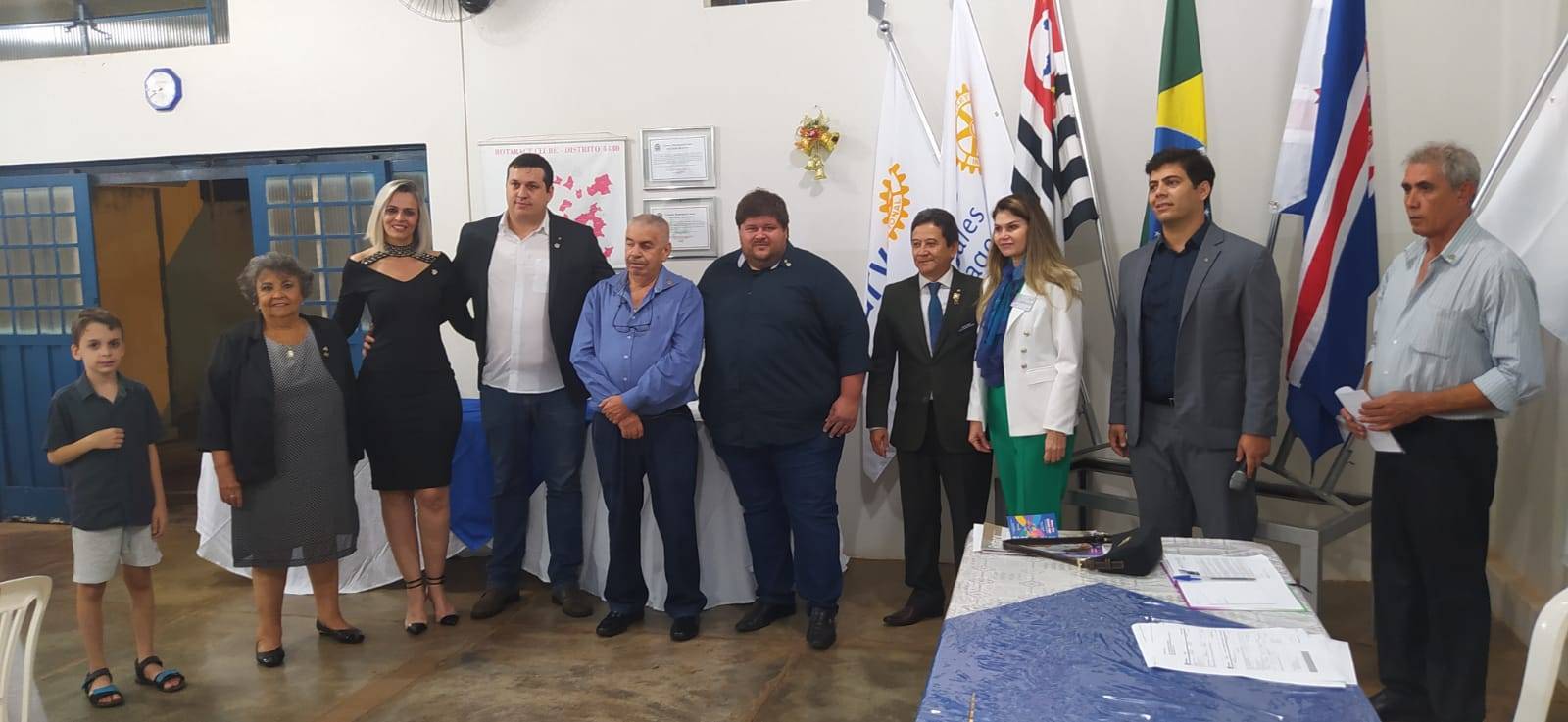 No dia 05 de dezembro o Gov. Gerson e sua esposa Rosangela realizaram visita oficial ao Rotary Club de Jales.