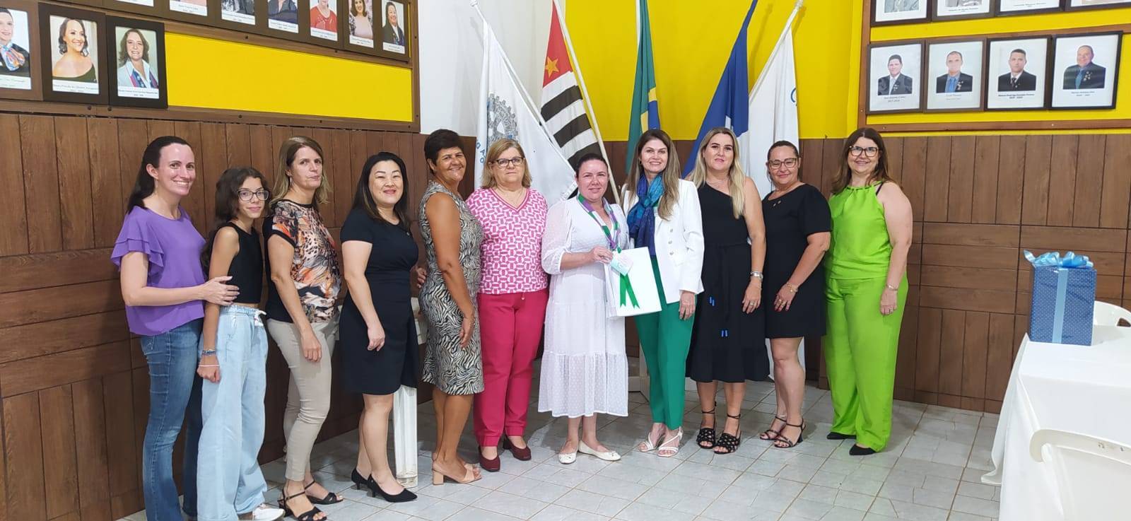 Na terça feira, 06 de dezembro, o casal Gov. Gerson e Rosangela realizaram visita oficial ao Rotary Club de Estrela D´oeste