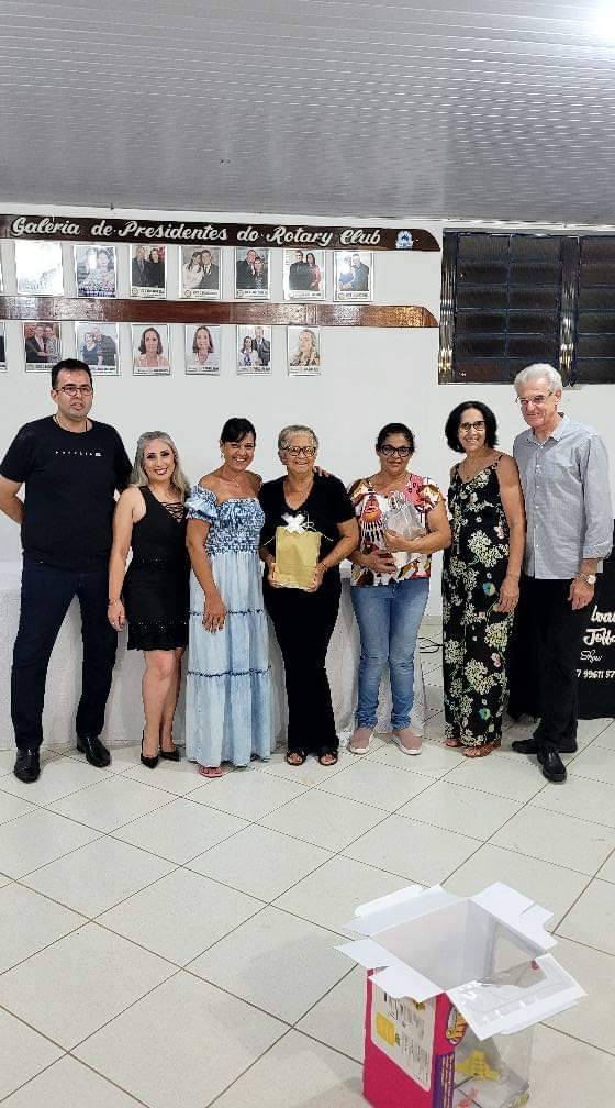 Na noite de sábado dia 10 o Rotary Club de General Salgado teve sua última reunião Rotaria 2022 terminando com uma deliciosa confraternização na presença dos rotarianos e família