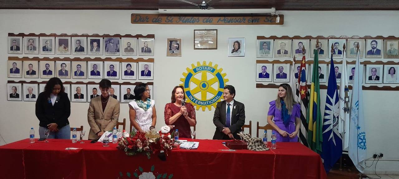 VISITA OFICIAL DO CASAL GOV. GERSON E ROSÂNGELA JANUÁRIO AO ROTARY CLUB DE ILHA SOLTEIRA