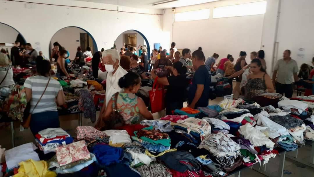 Rotary Club de Votuporanga Novas Gerações realiza Brechó para arrecadar fundos para projetos futuros