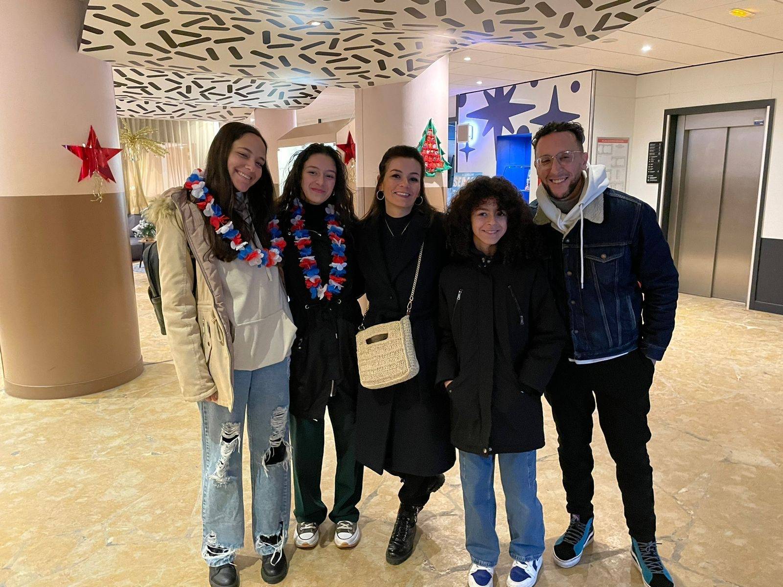 RECEBEMOS A FRANÇA E AGORA FRANÇA NOS RECEBE 