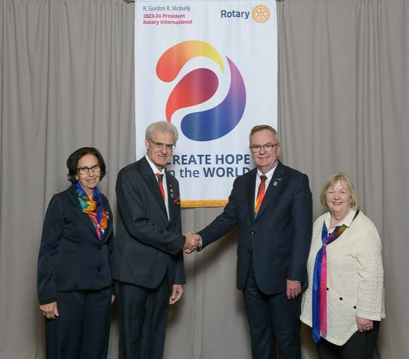 casal Gov. Eleito 2023-24 Pavam e Rita tiveram a oportunidade de conhecer o casal Pres. do Rotary International 2023-24