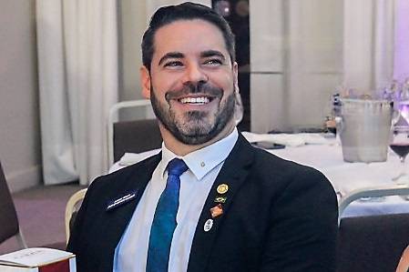 Murillo Alvarez Alves, Governador do Distrito 4510 do Rotary International, alerta para o prazo das reservas